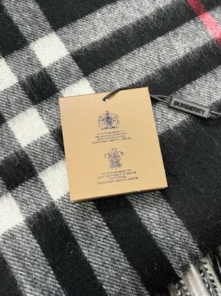 Bufanda Burberry Clásica Negra