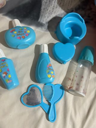 Bambola neonato con marsupio