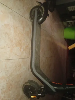 Patinete eléctrico plegable