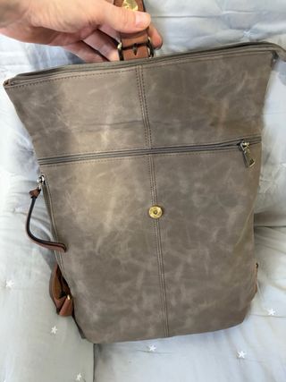 Mochila casual calidad  piel italiana unisex