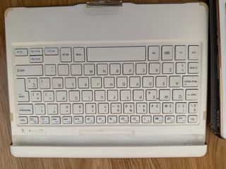 Tablet Samsung Galaxy Tab S + Teclado Samsung