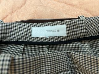 Pantalón cuadros Zara beige/marrón