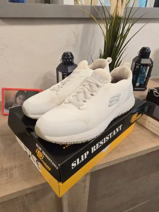 Zapatillas Skechers Blancas Antideslizantes