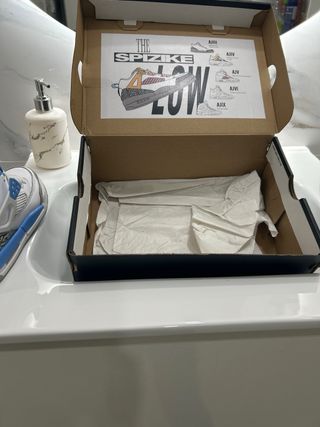 Zapatillas Jordan Niño Azul y Blanco