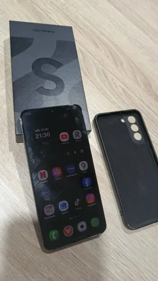 Samsung S22 Plus Negro