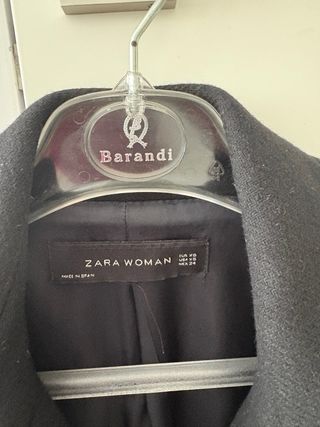 Abrigo Zara Negro Talla XS
