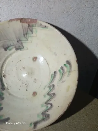 ANTIGUA FUENTE-LEBRILLO CERÁMICA DE NIJAR.