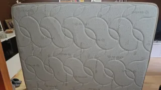 Colchón seminuevo Modal