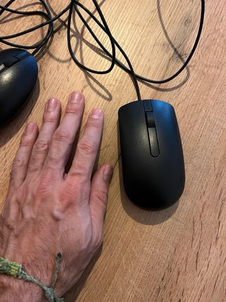 Teclado y ratones USB negros