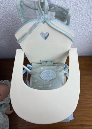 Muñeca LA NiNa con trona y mochila