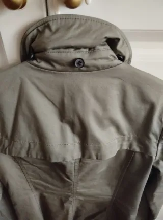 Gabardina Zara verde