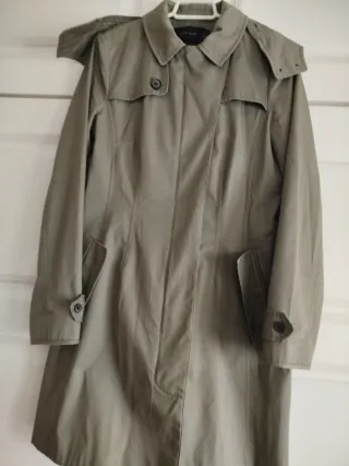 Gabardina Zara verde