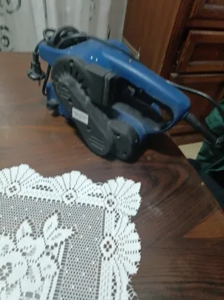 Lijadora de banda azul