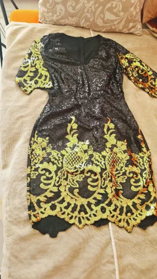 Vestido fiesta lentejuelas negro y dorado