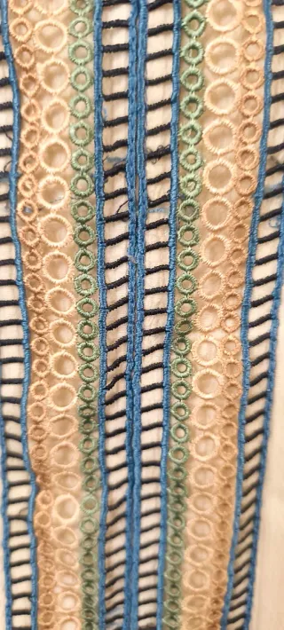 Blusa mujer bordada.