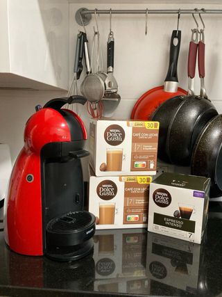 76 cápsulas + Cafetera Nescafé Dolce Gusto Roja