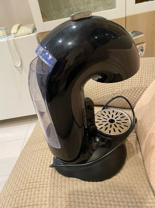 Cafetera Dolce Gusto Negra gran capacidad de agua