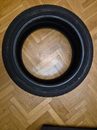 Neumáticos 215/45 R18 89W Toyo
