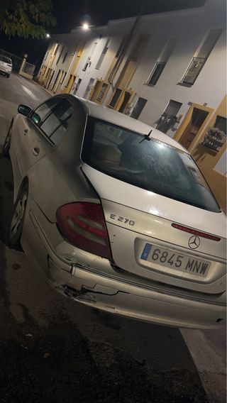 Mercedes-Benz Clase E 2004