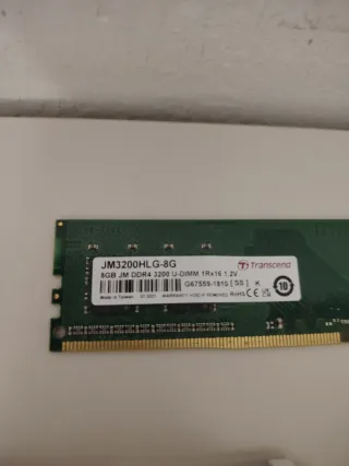 Pacchetto RAM 72GB Corsair e G.Skill DDR4