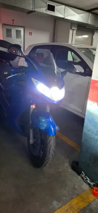 Triumph Sprint ST 1050 2007 Azul