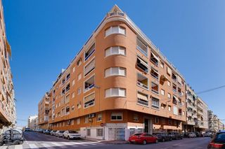 Piso en venta en Playa del Cura en Torrevieja