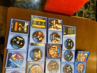 Pacchetto di giochi PS4