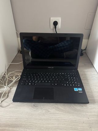 Portatile Asus i3 funzionante