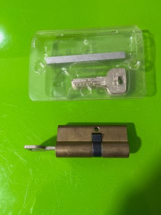 Bombín TESA Seguridad + 5 Llaves