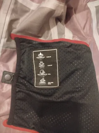 Abrigo de Snow Volcom granate y Verde