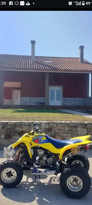 Suzuki LTZ 400 Quad Amarillo