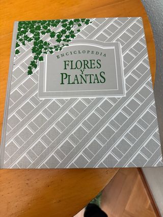 Enciclopedia Flores y Plantas (4 tomos)