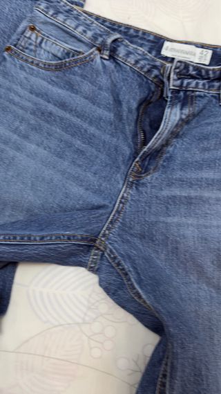 Jeans Stradivarius T.42