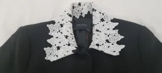 Abito Zara con giacca e pantaloni bianchi