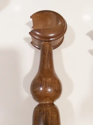 Soportes de madera para barras de cortinas