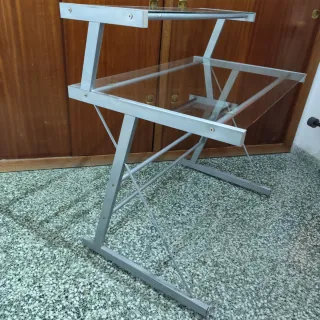 Mesa de oficina cristal y metal