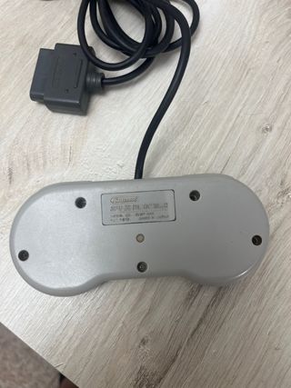 Controller SNES originale in scatola