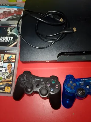 Consola PS3 Negra + 3 Juegos + 2 Mandos