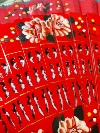 Abanico artesanal pintado a mano