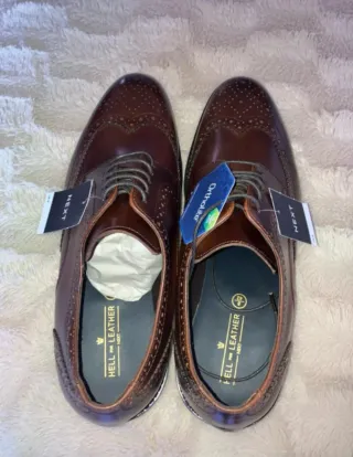 Zapatos de piel marrones