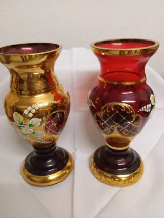 Juego de 2 jarrones de cristal con hilo dorado