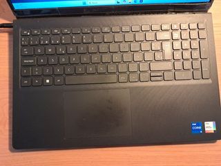 Dell Vostro 15 3500 - Bisagra Rota