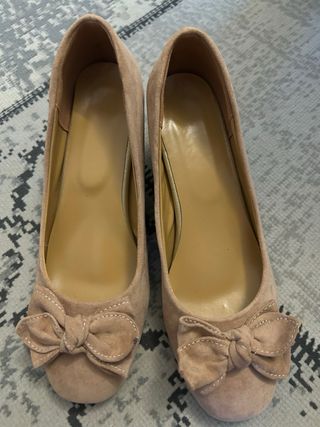 Zapatos ante rosa talla 40.Tienda local