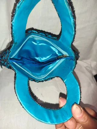 Bolsos de fiesta plateados y azules