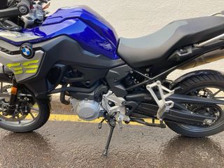 BMW F750GS Azul y Gris