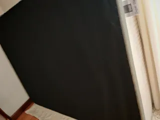 Base tapizada tapiflex 135 cm con Patas.