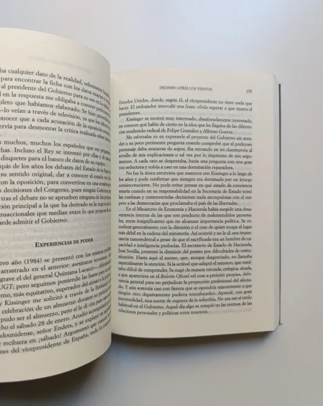 Dejando atrás los vientos. Memorias 1982-1991.