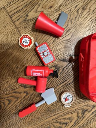 Juego Bombero Madera Maletín