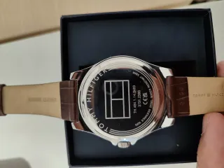 Reloj Tommy Hilfiger Azul y Plateado