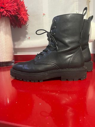 Stivali militari neri